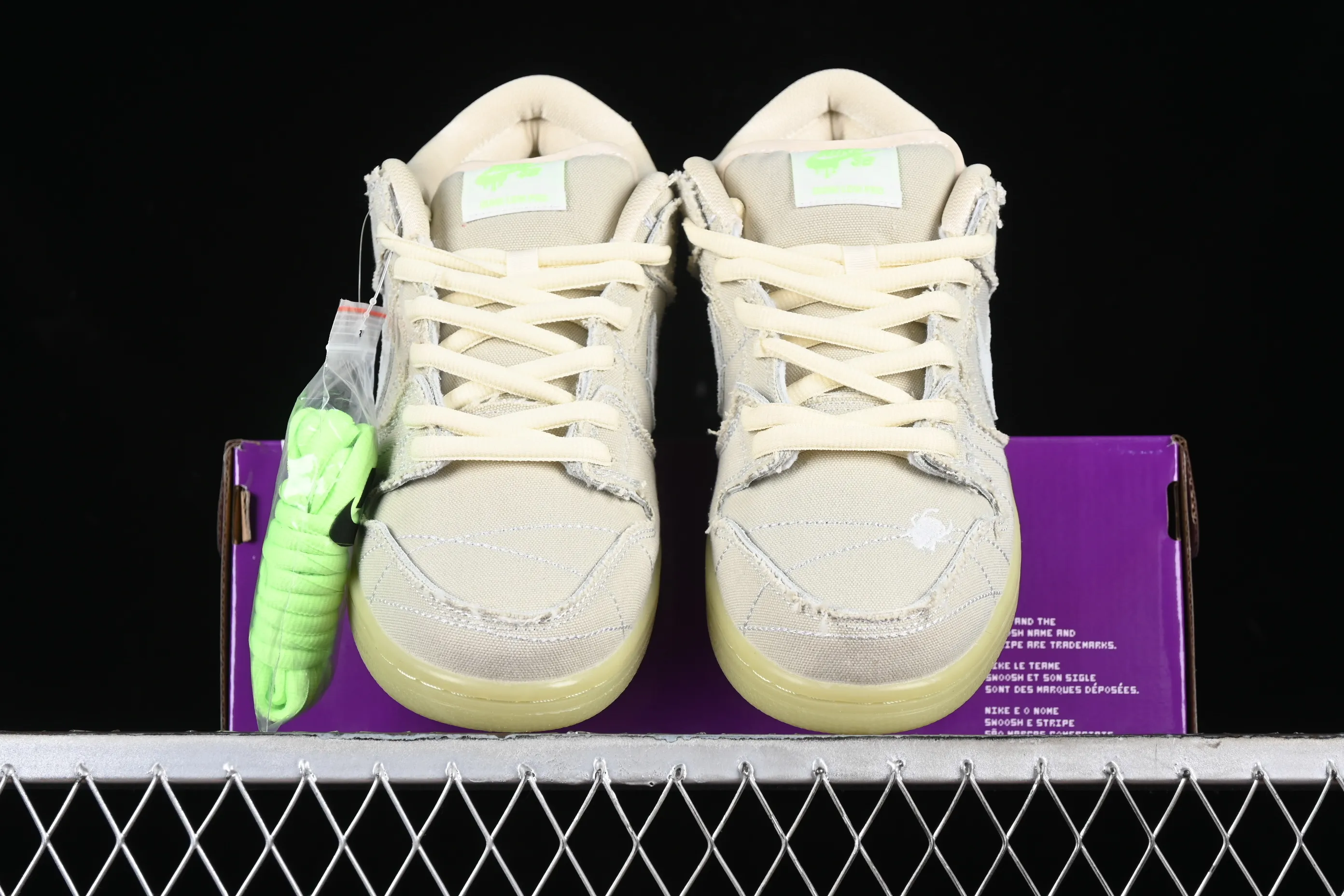 All Categories Nk SB Dunk Series Nk SB Dunk Low Low-top Sneakers K Version Nk SB Dunk Low "Mummy" Mummy SB Smash Backboard Fashion Casual Sneakers DM0774-111